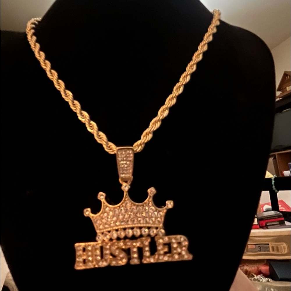 24in Gold Crown Pendant Necklace (not real carat gold)
